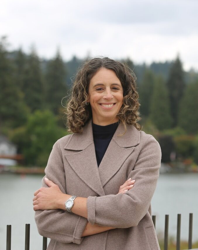 Photo of Suzanne Miles